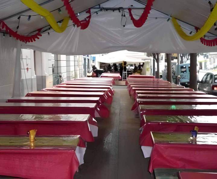 Location chapiteaux et tables Aigaliers