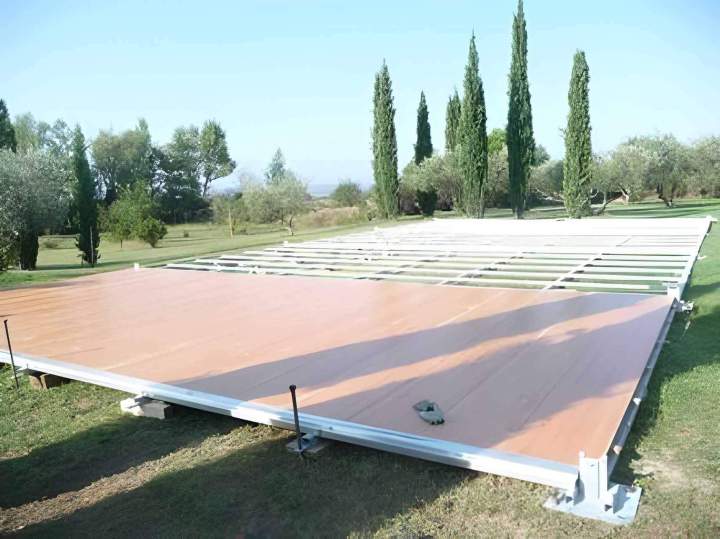 Installation structures modulables Aigaliers